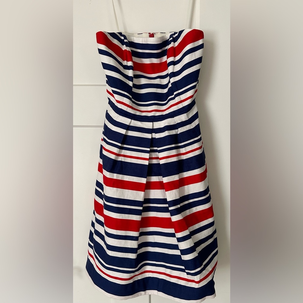 Vineyard Vines patriotic strapless dress